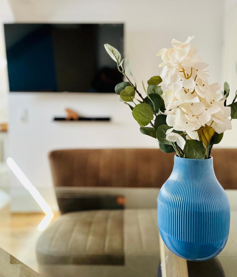 Aycatcherhomes - Top Lage I 4 Personen I 2 Schlafzimmer I Zentral I Altstadt Marburg I Naehe Fluss Lahn I Wlan I Apartment Sirius Bagian luar foto